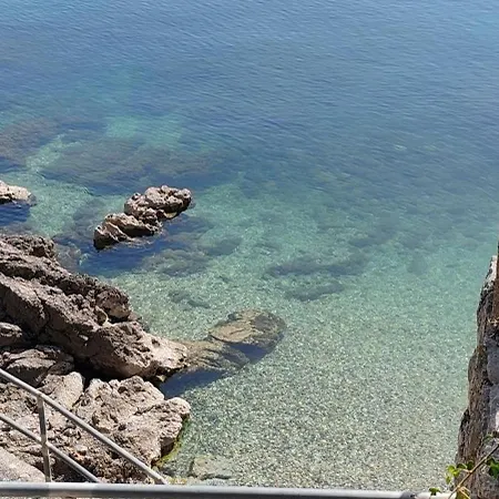 Deluxe Sea View Mate Balote Apartmán *
